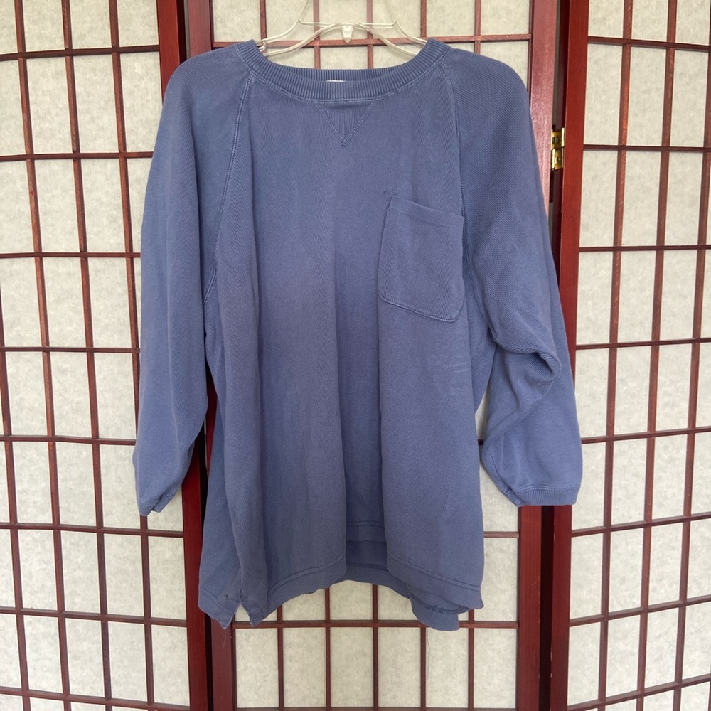 Blue women’s Eddie Bauer sweater!